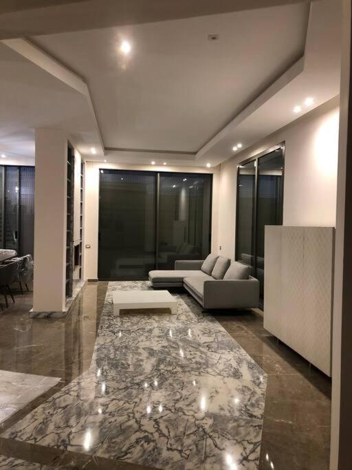 Di 550 Mq Con 4 Piscina E Terrazza Panoramica Marrakesh