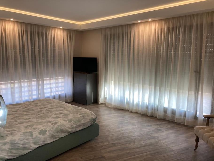 Di 550 Mq Con 4 Piscina E Terrazza Panoramica Villa Marrakesh