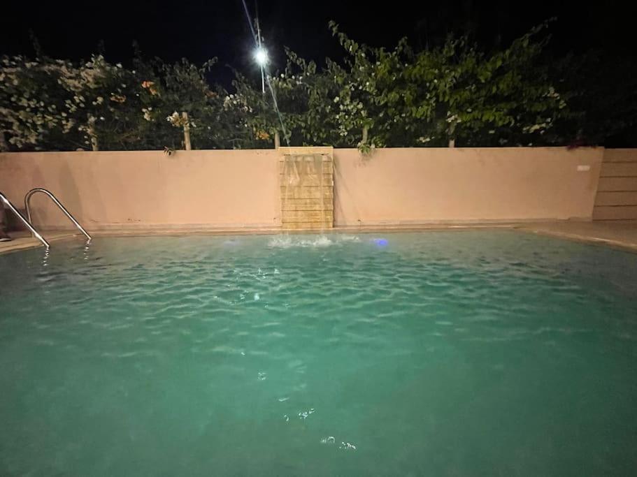 Di 550 Mq Con 4 Piscina E Terrazza Panoramica *