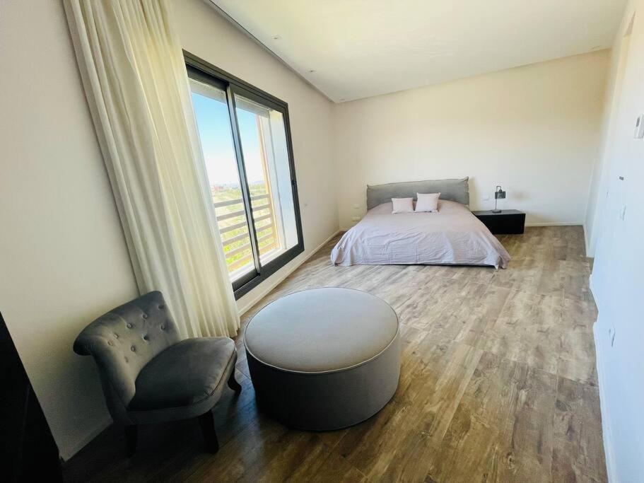 Di 550 Mq Con 4 Piscina E Terrazza Panoramica *
